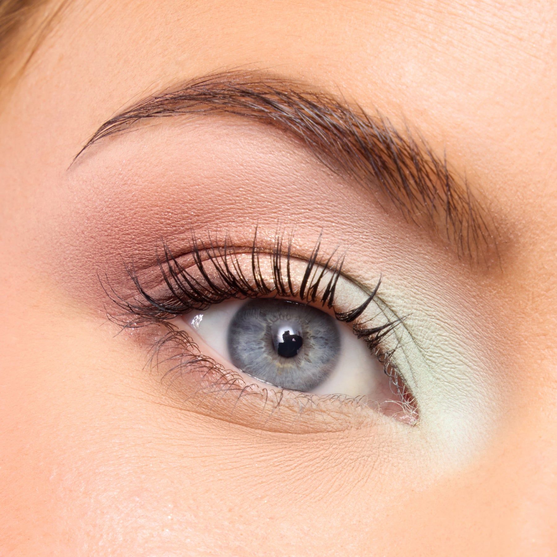 Best of Both Worlds - Featherlight Modern Eye Selection
