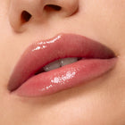 Kiss of Darkness - Glowing Effortless Beauty Spotlight
