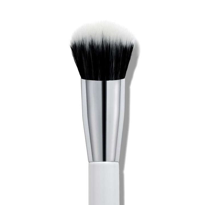 Angled Blending Face Brush - Detailed Lightweight Artistry Control