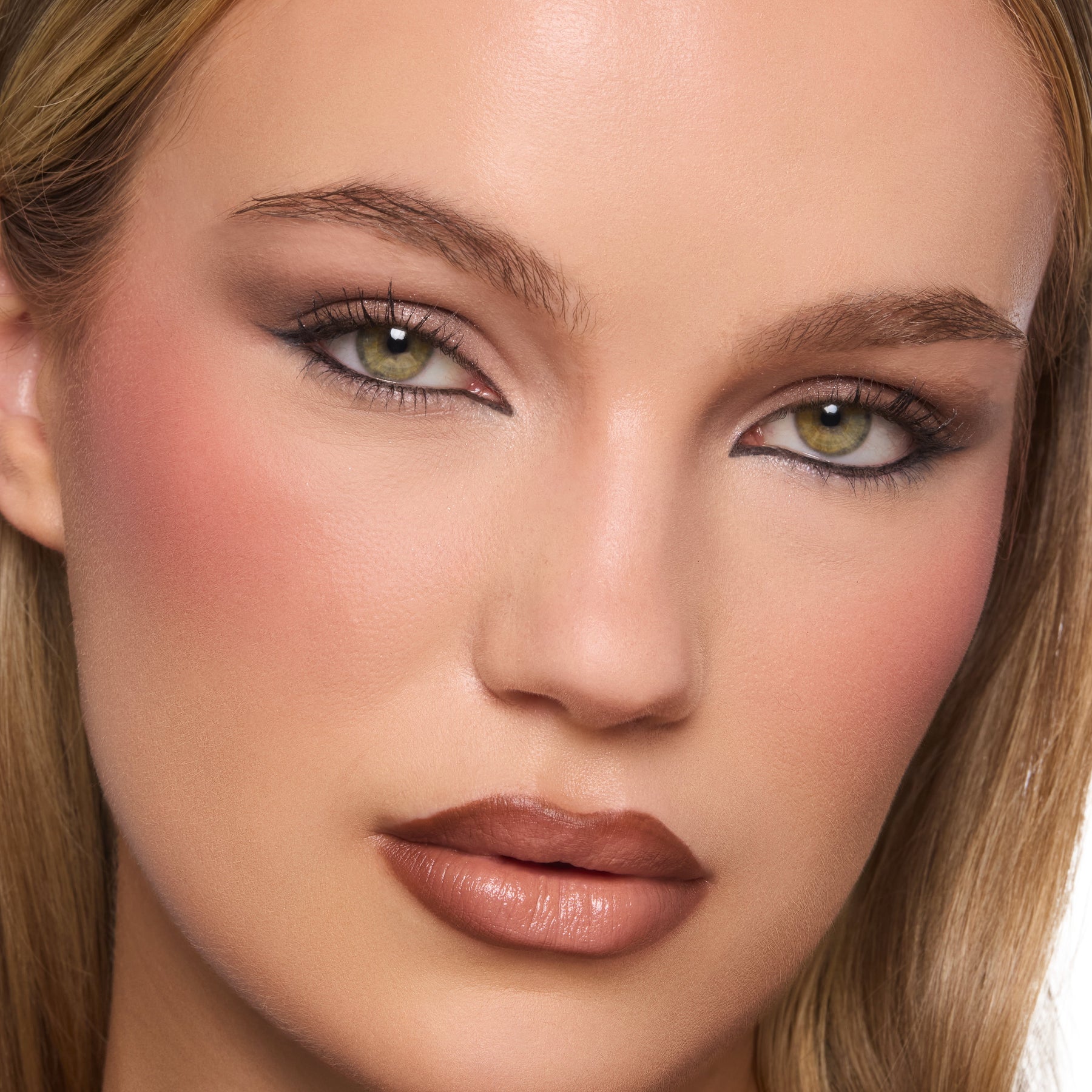 Deja Brew - Bright Effortless Eye Mood