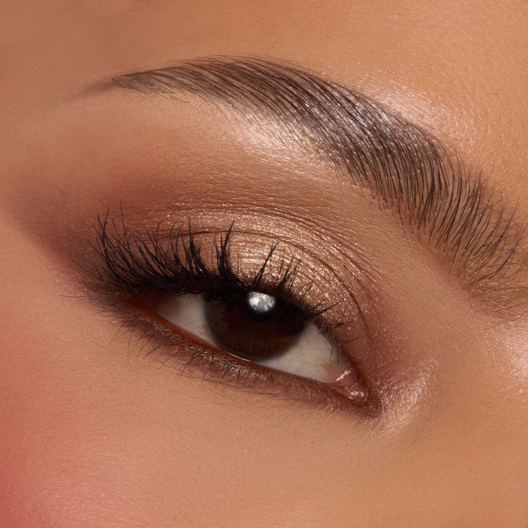 Deja Brew - Bright Effortless Eye Mood