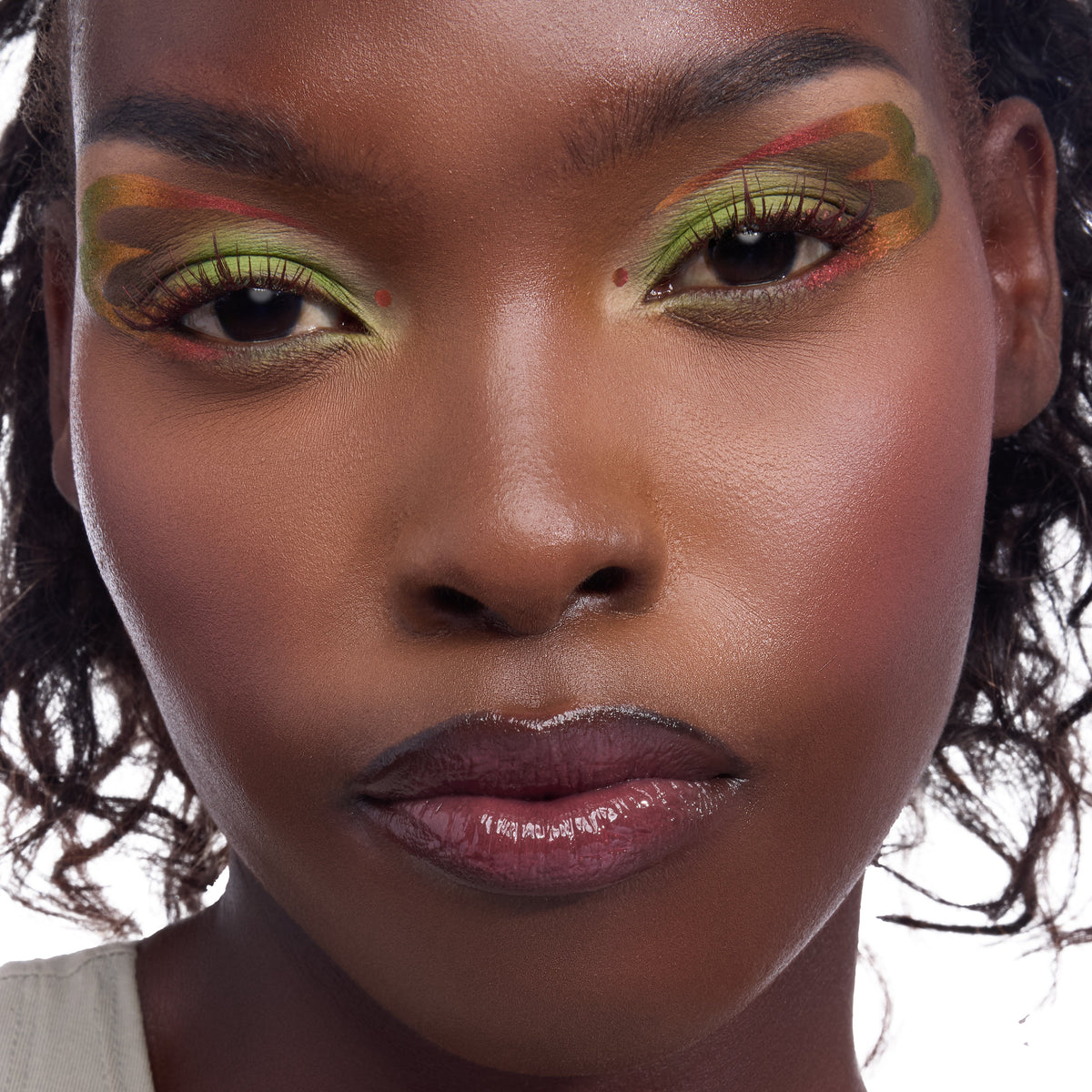 Dragon’s Keep - Expressive Elevated Liner Essential